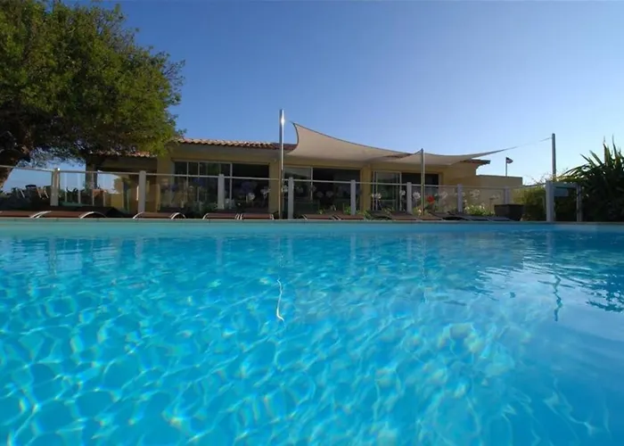 Amarylis A Location 2 Pers Avec Clim Jardin Piscine Et Barbecue Villa *